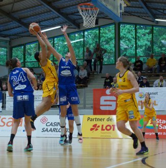 Wasserburg zieht souverän ins Finale